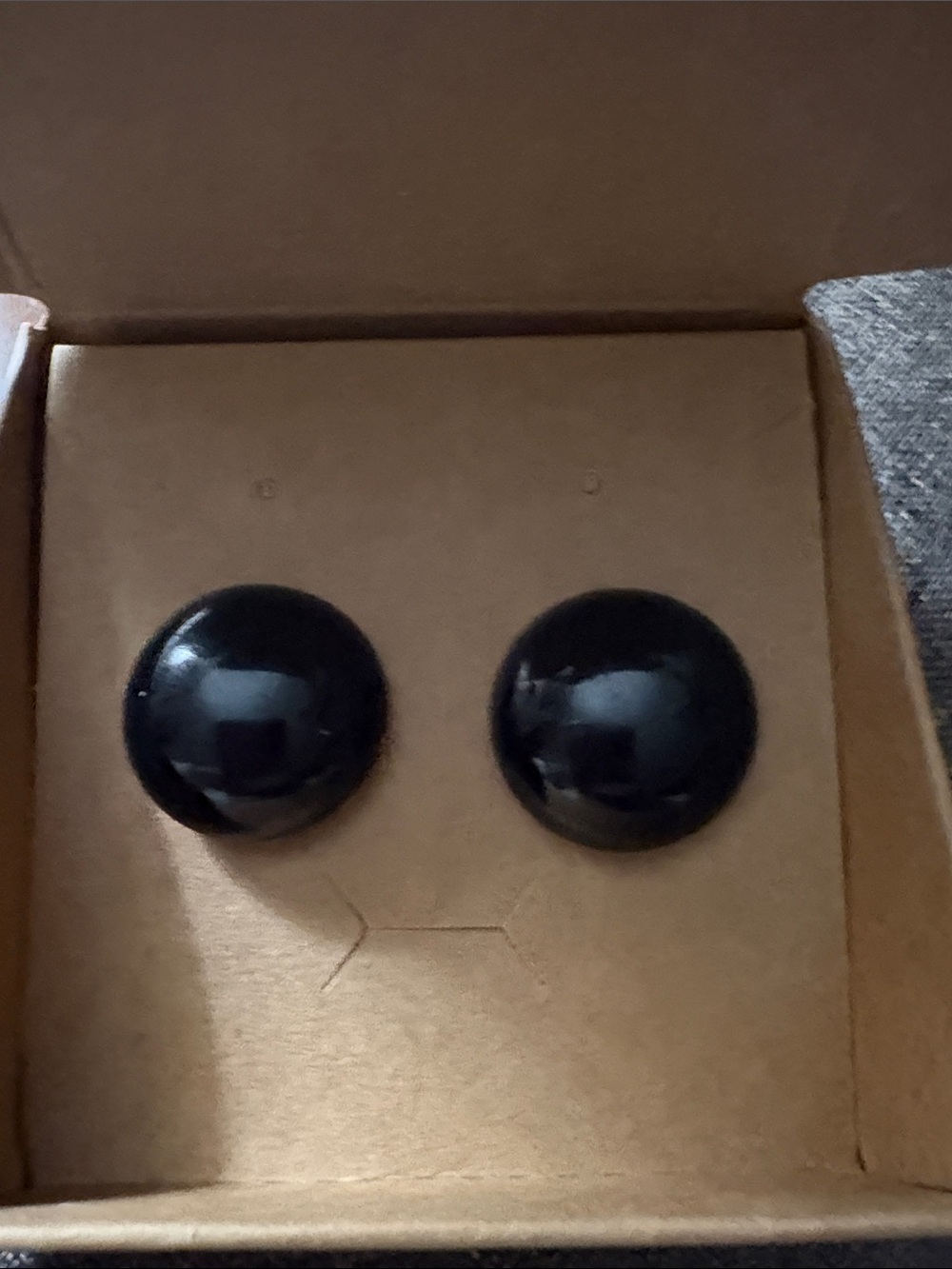Vintage Round Black Button Stud Earrings - Minimal